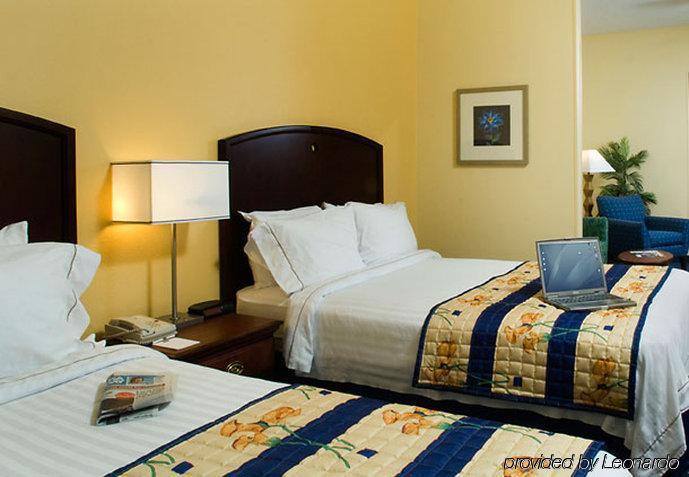 Springhill By Marriott Atlanta Hotel Alpharetta